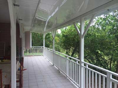 Balcon réalisé par FOR HOME DESIGN en Martinique