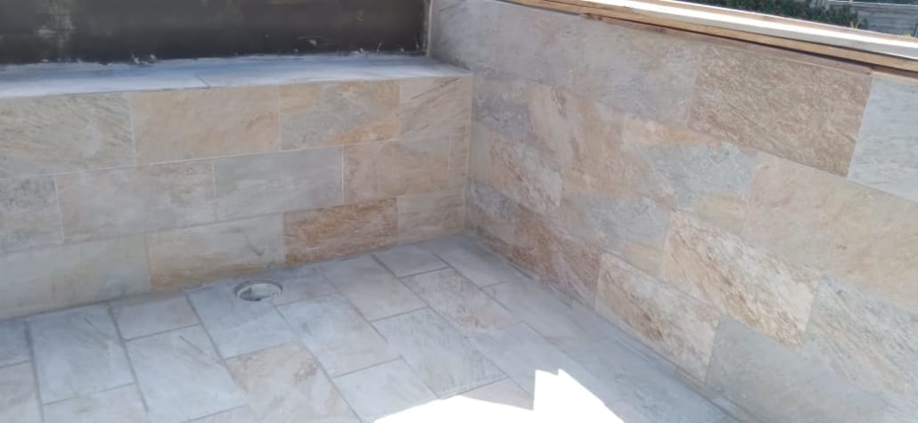 Faïence et carrelage de salle de bain en Martinique