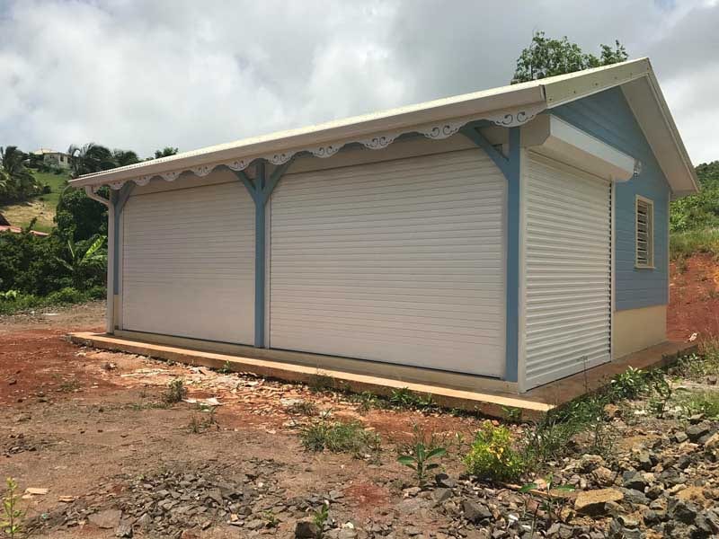 Volets aluminium anti-cycloniques en Martinique